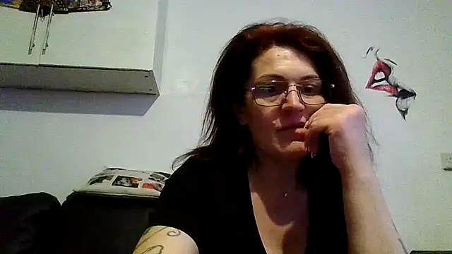 Snapshot of RubyyRosee chatting on 04.25.26 RubyyRosee online show from 04.25.26