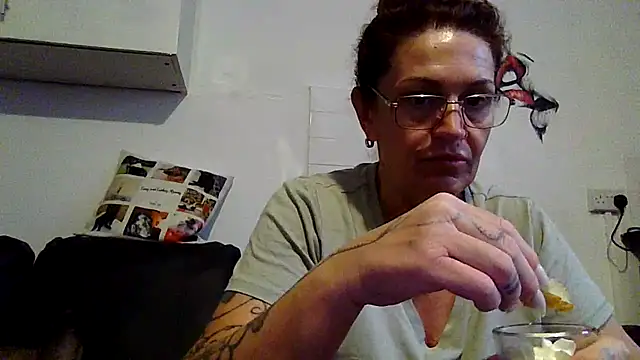 Snapshot of RubyyRosee chatting on 05.28.26 RubyyRosee online show from 05.28.26