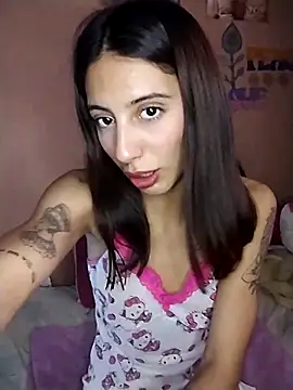 Snapshot of M4tute chatting on 10.12.25 M4tute online show from 10.12.25