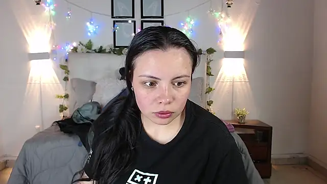 Megan 05  online show from 02.28.26