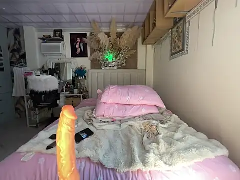 EvianaEvans online show from 03.01.26