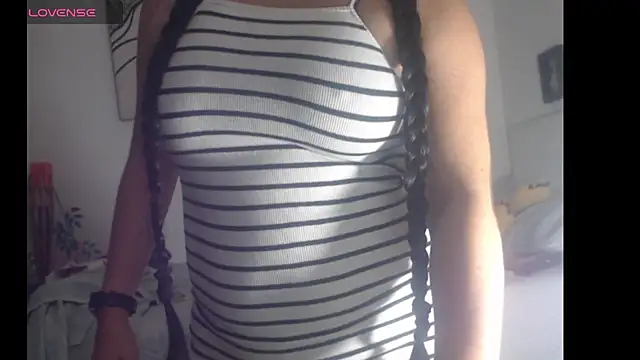 Snapshot of anii_mantilla chatting on 09.11.25 anii mantilla online show from 09.11.25