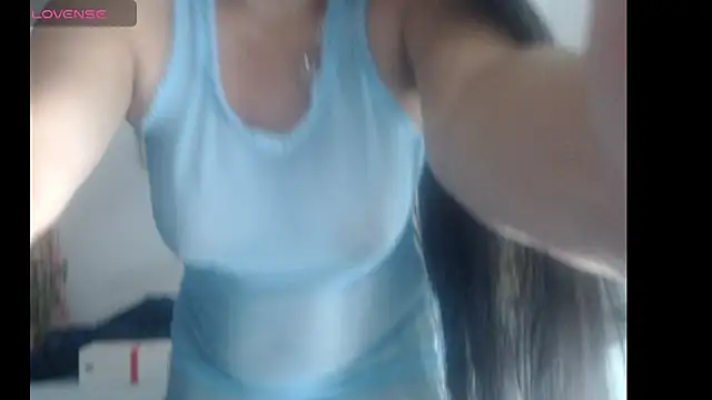 Snapshot of anii_mantilla chatting on 10.25.25 anii mantilla online show from 10.25.25