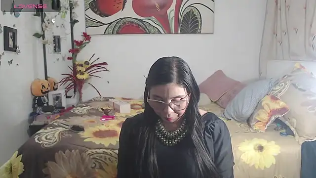 Snapshot of anii_mantilla chatting on 04.30.26 anii mantilla online show from 04.30.26