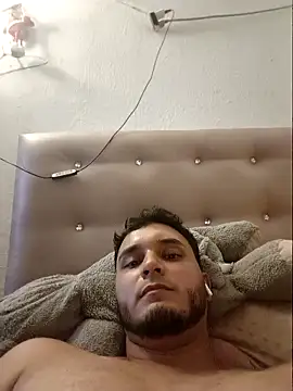 Hotguys111 online show from 09.23.25