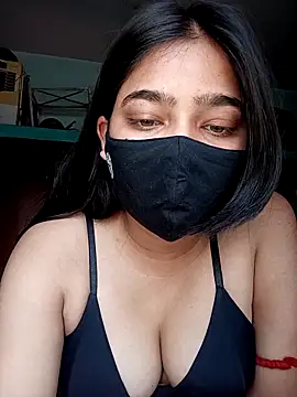 Snapshot of Snehabeauti chatting on 03.02.26 Snehabeauti online show from 03.02.26