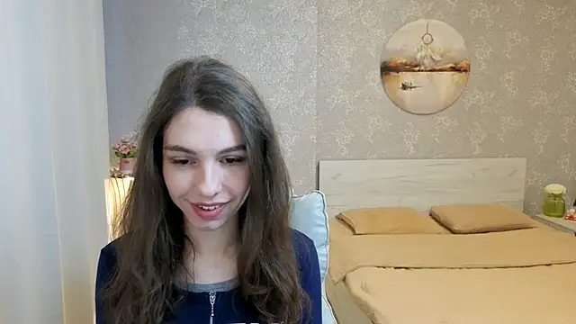Snapshot of KellyShines chatting on 06.01.26 KellyShines online show from 06.01.26