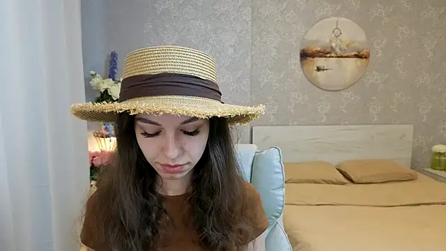Snapshot of KellyShines chatting on 07.07.26 KellyShines online show from 07.07.26