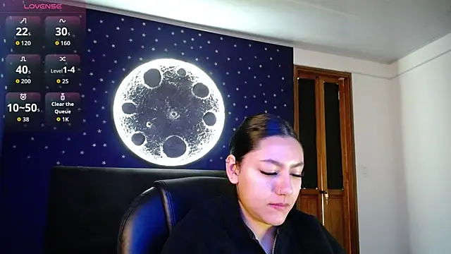 Snapshot of Megara_25 chatting on 06.17.26 Megara 25 online show from 06.17.26