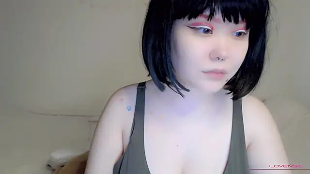 tsunade chan online show from 10.12.25