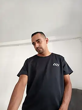 stivenlujan69 online show from 04.12.26