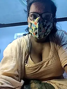 Snapshot of sexy_aaru chatting on 12.03.25 sexy aaru online show from 12.03.25