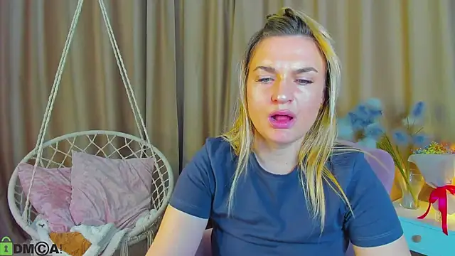 Marie Ellie online show from 04.17.26