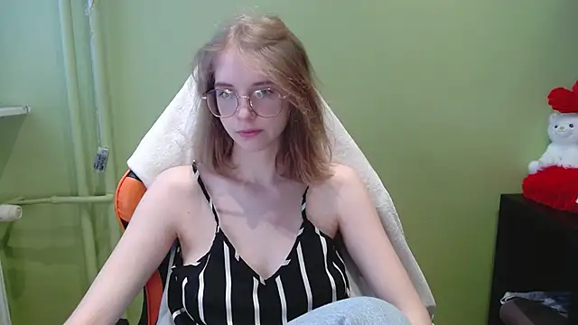 juicyPenny online show from 02.24.26