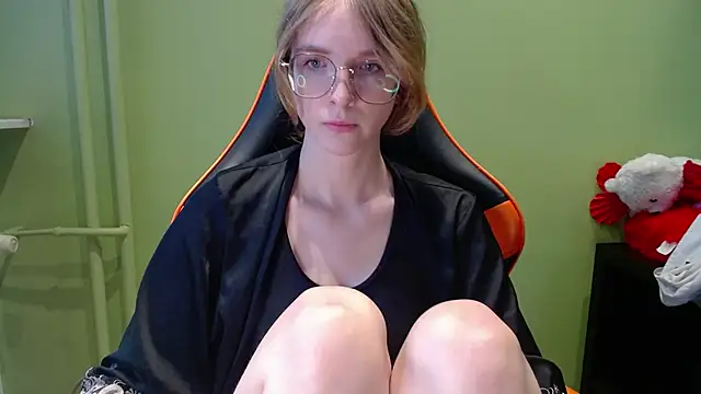 juicyPenny online show from 04.20.26