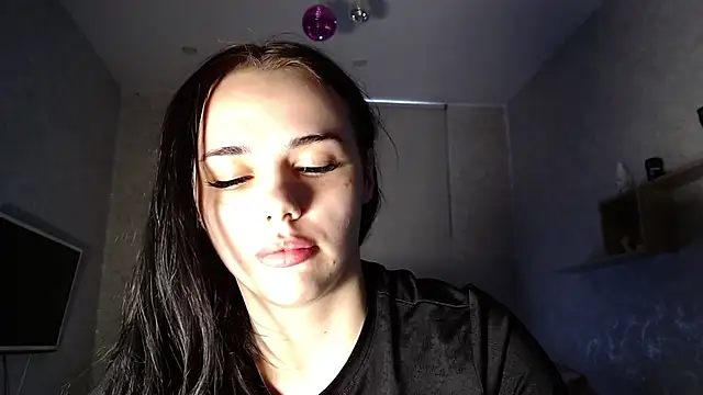 Snapshot of Kseni_a chatting on 05.14.26 Kseni a online show from 05.14.26