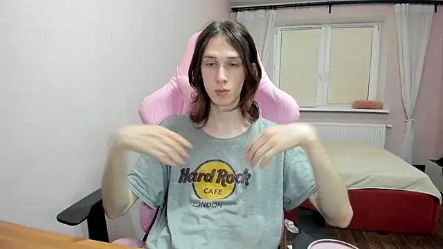 eleganc3 online show from 09.10.25