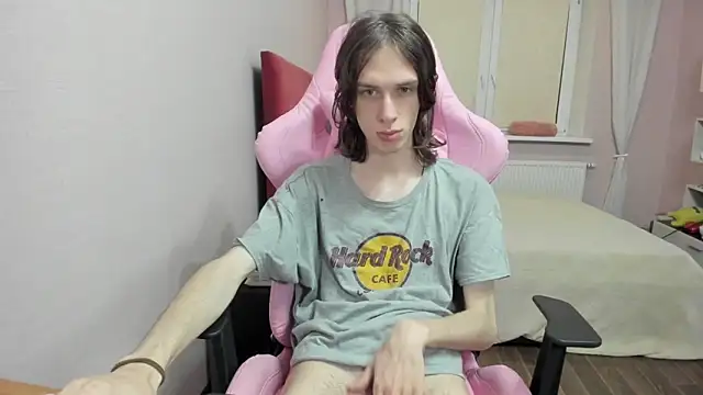 eleganc3 online show from 10.03.25