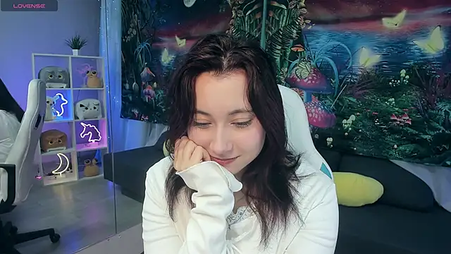 ClaraParks online show from 10.21.25