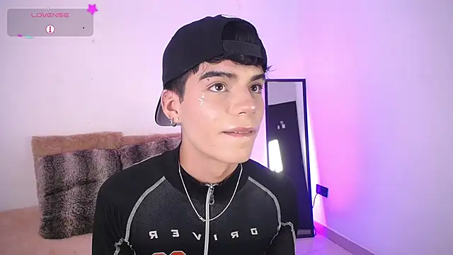 Dulcey  online show from 11.02.25