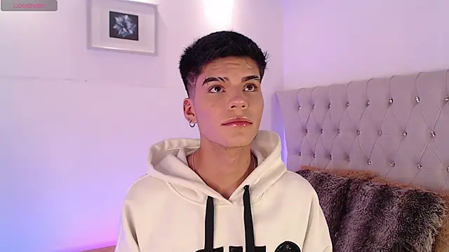 Dulcey  online show from 11.08.25