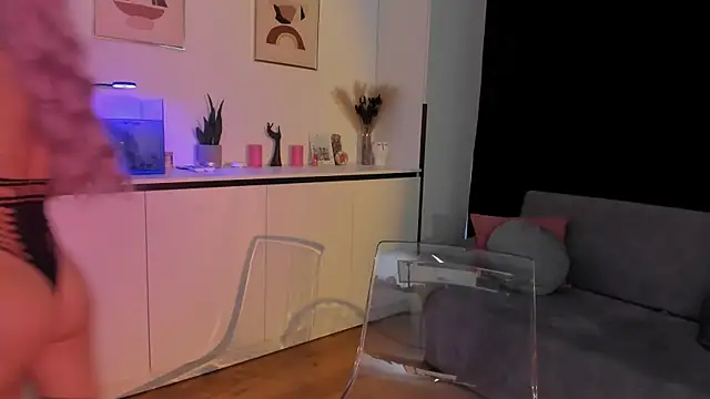 Snapshot of EvaBllake chatting on 10.09.25 EvaBllake online show from 10.09.25