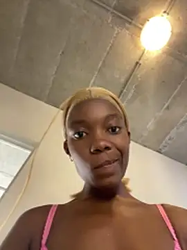 prettydollyy online show from 04.11.26