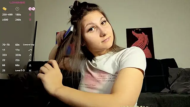 TrixiBell online show from 11.29.25