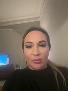 Snapshot of NellyExtraa chatting on 03.24.26 NellyExtraa online show from 03.24.26