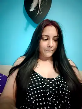 SaraViss20 online show from 04.14.26