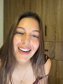 Snapshot of Emmy_Meadows chatting on 05.16.26 Emmy Meadows online show from 05.16.26