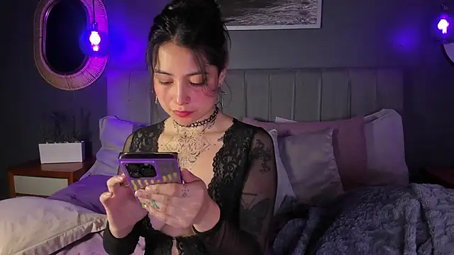 Snapshot of anne_dh chatting on 02.08.26 anne dh online show from 02.08.26