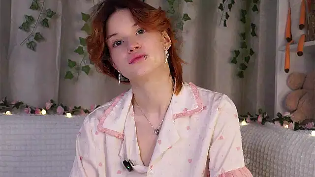 BlytheBenny online show from 11.04.25