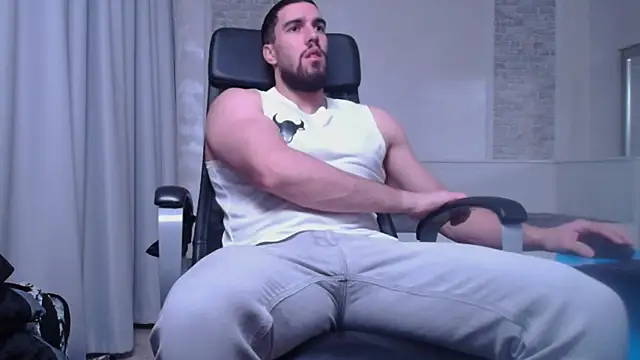 IvanHydee online show from 10.05.25