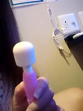 SAKI saki 01 online show from 09.14.25