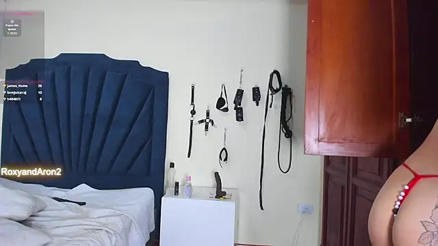 RoxyandAron2 online show from 03.21.26