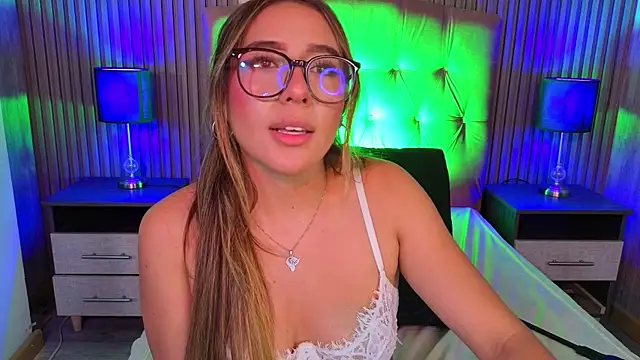 Bonnali lune online show from 03.27.26