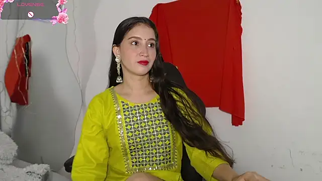Snapshot of jalimamona chatting on 06.25.26 jalimamona online show from 06.25.26