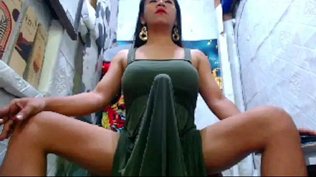 Snapshot of LatinaCOCKSlayer_xx chatting on 06.05.26 LatinaCOCKSlayer xx online show from 06.05.26