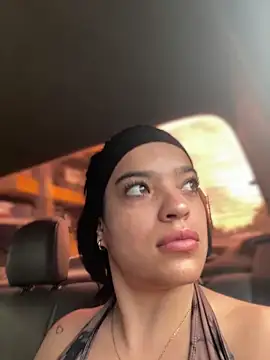 JuanitaMore01 online show from 11.06.25