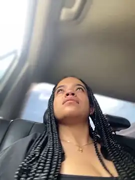 JuanitaMore01 online show from 12.03.25