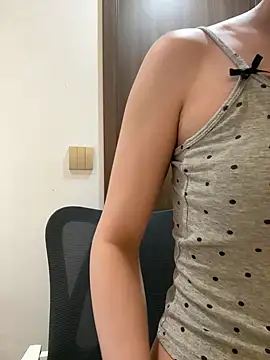 Snapshot of EnEn_xiaobao chatting on 05.29.26 EnEn xiaobao online show from 05.29.26