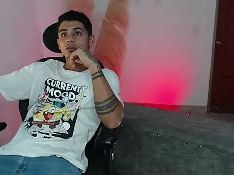 sweet Brunettes01 online show from 10.03.25