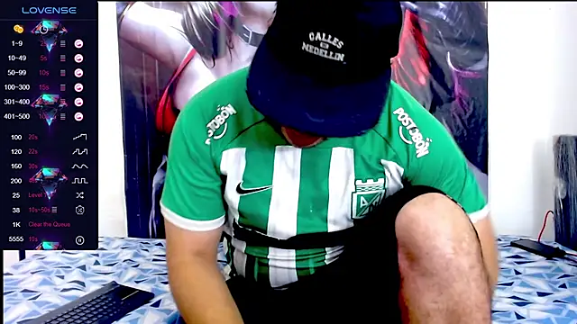 Snapshot of smith_hot29 chatting on 10.24.25 smith hot29 online show from 10.24.25