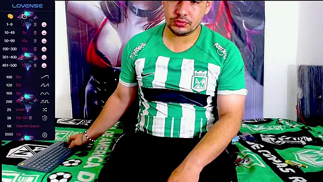 Snapshot of smith_hot29 chatting on 11.05.25 smith hot29 online show from 11.05.25