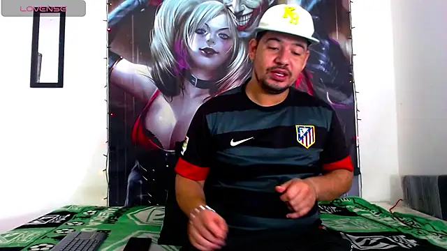 Snapshot of smith_hot29 chatting on 02.12.26 smith hot29 online show from 02.12.26