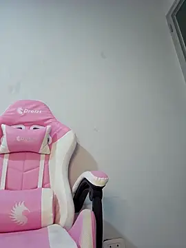 Snapshot of Miss_Pompitas23 chatting on 10.13.25 Miss Pompitas23 online show from 10.13.25