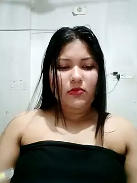 Snapshot of Nusrat-N chatting on 04.24.26 Nusrat-N online show from 04.24.26