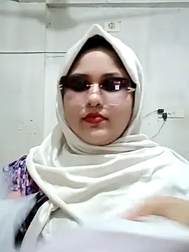 Snapshot of Nusrat-N chatting on 05.07.26 Nusrat-N online show from 05.07.26