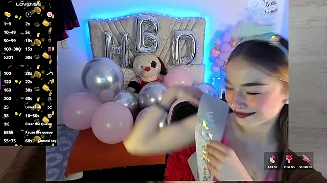 Snapshot of Mia_Victoria22 chatting on 06.15.26 Mia Victoria22 online show from 06.15.26